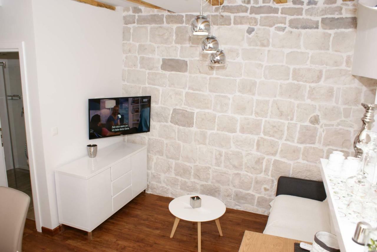 Luxury Apartment Luka Омиш Экстерьер фото