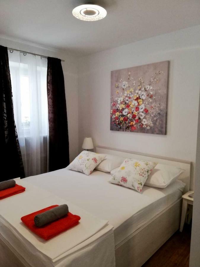Luxury Apartment Luka Омиш Экстерьер фото